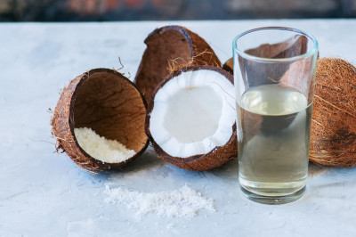 5 Tips Merawat Kecantikan dengan Air Kelapa